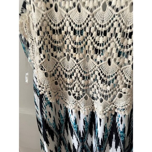 Magic Women’s size Medium maxi dress - Picture 8 of 9